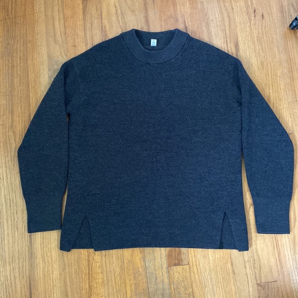 Lululemon Dark Gray Sweater - Picture 5 of 11
